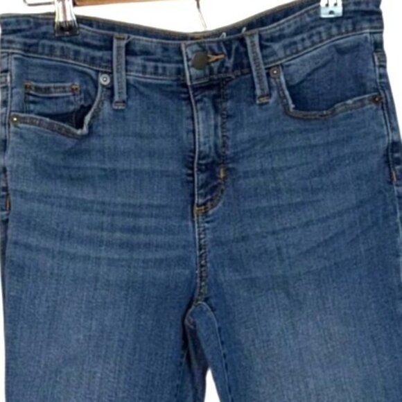 Universal Thread High Rise Distressed Blue Denim Skinny Jeans Size 6/28R - Picture 3 of 8